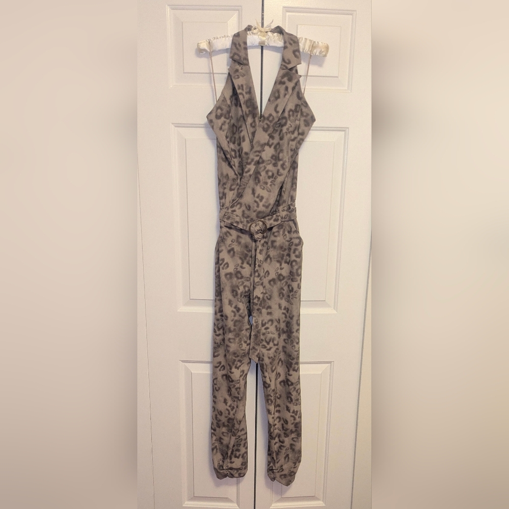 GUESS Belted Sleeveless One-piece/Jumpsuit Taupe/Grey Leopard Print, Sz 4